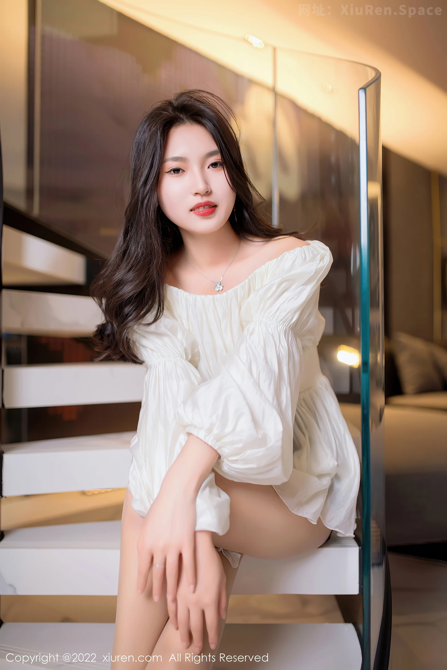 图片[5]-[XiuRen秀人网] VOL.5399 新人模特十九九私房多套性感服饰秀曼妙苗条身材迷人诱惑写真117P-秀人网官方网站